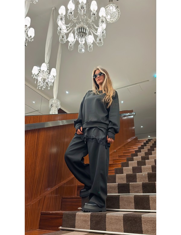 Ensemble jogging dentelle oversize